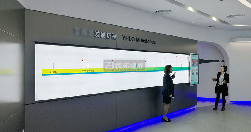 企業(yè)展廳互動滑軌屏